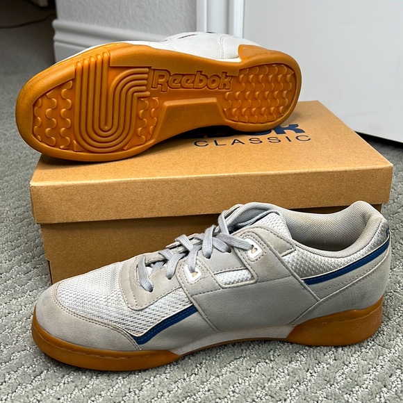 Reebok Workout Plus - Men’s Size 7 1/2 (Grey)